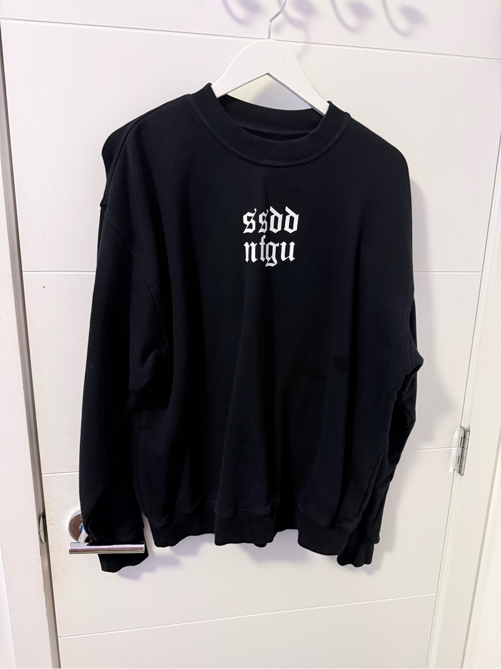 DarcSport Black Sweatshirt M
